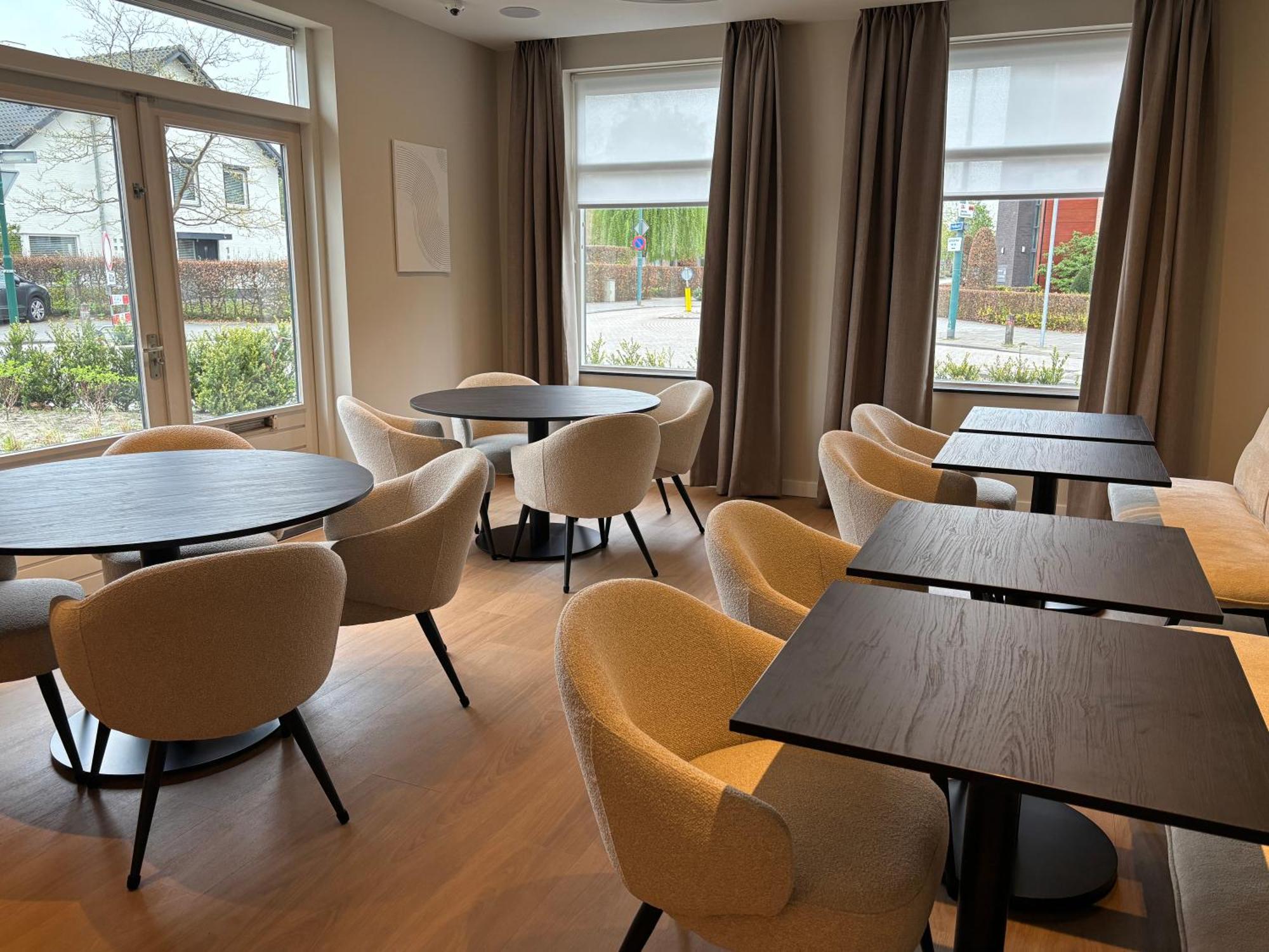 Hotel De Slapende Hollander Kaatsheuvel Eksteriør billede